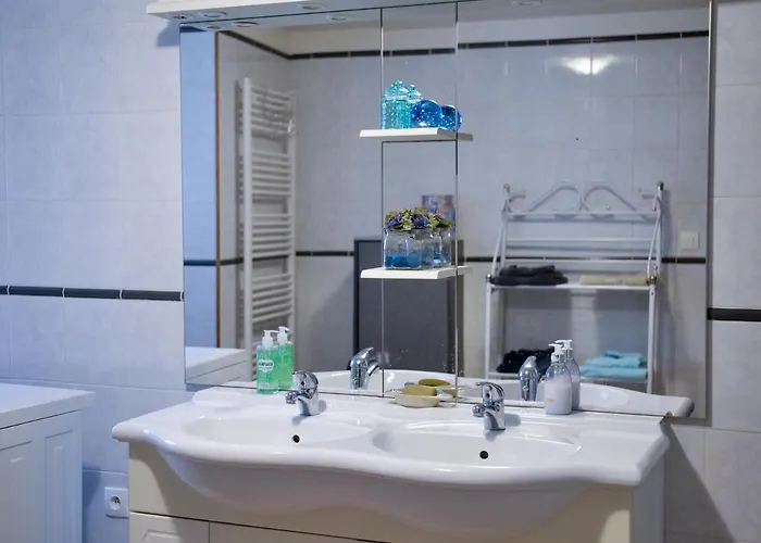 Le Chant Des Siffleurs 3 Etoiles - A 100m Du Port